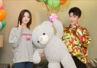 娱乐圈吃瓜博主,明星背后的那些事儿